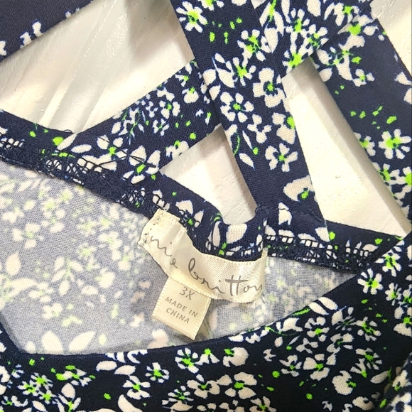 Floral Navy Blue and White Strappy Dress - Picture 3 of 5